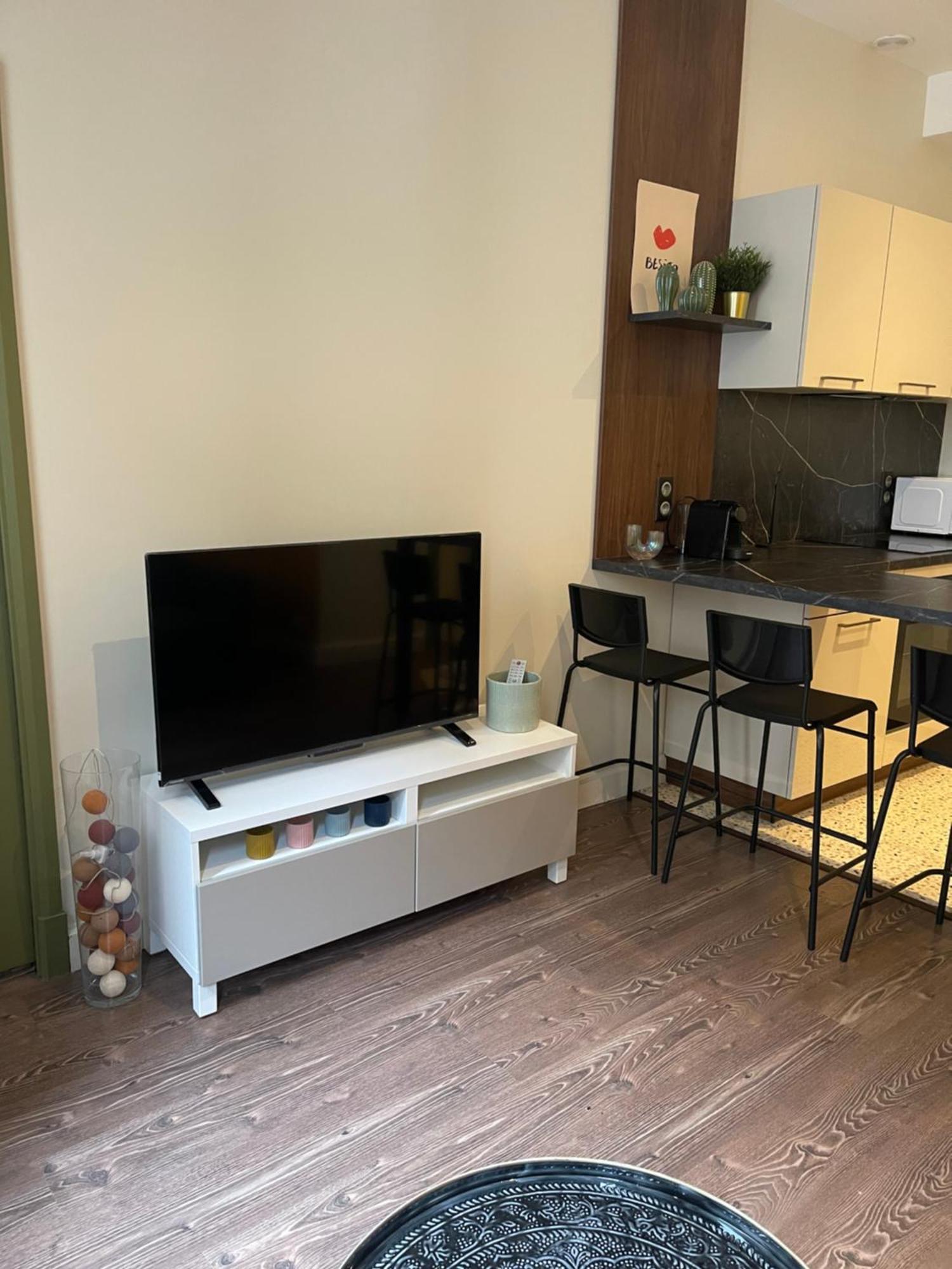 Appartement Au Coeur Du Centre Ville De قرقشونه المظهر الخارجي الصورة